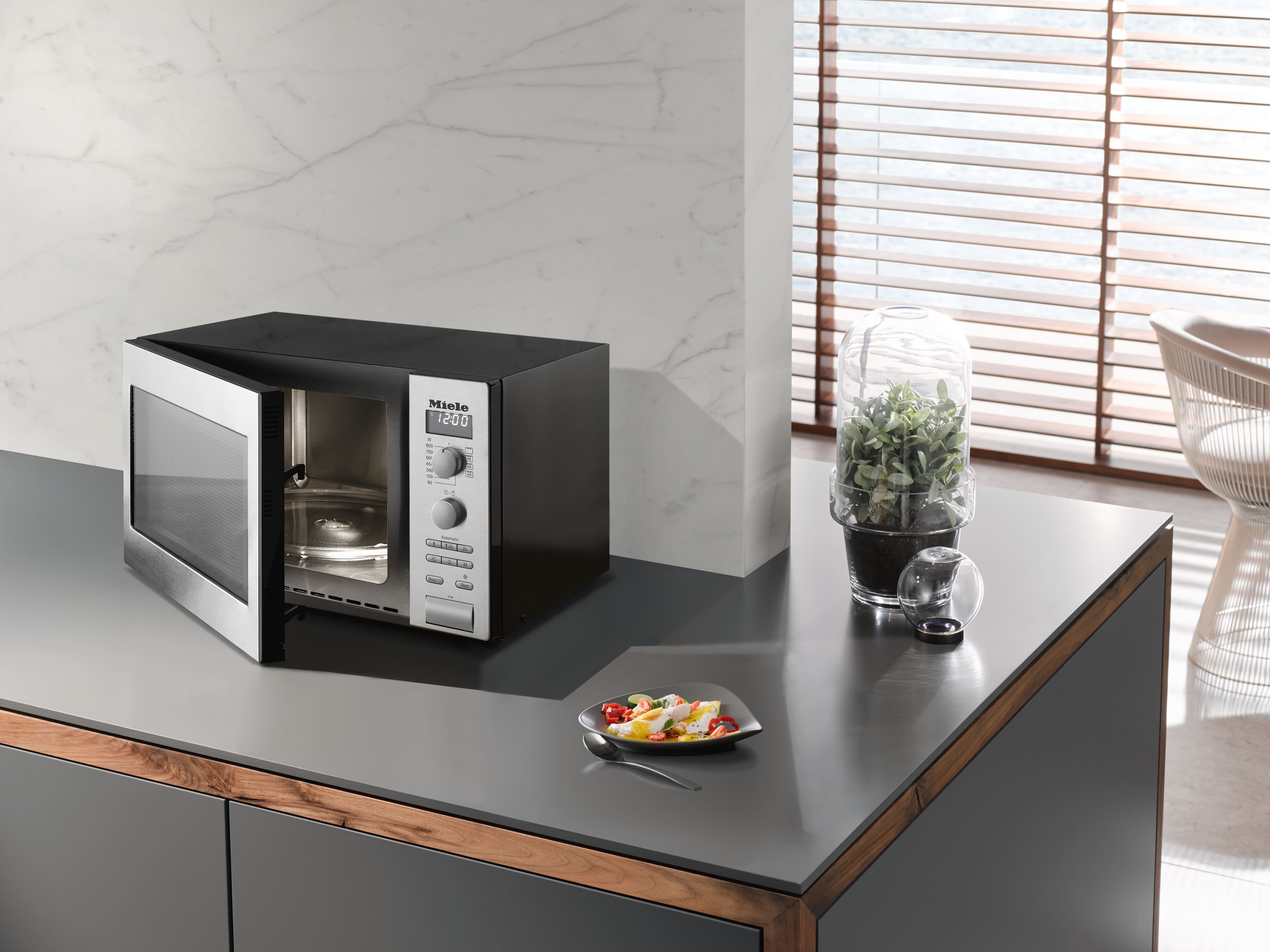 MIELE vrijstaande microgolfoven met grill - 30cm - M6012CS