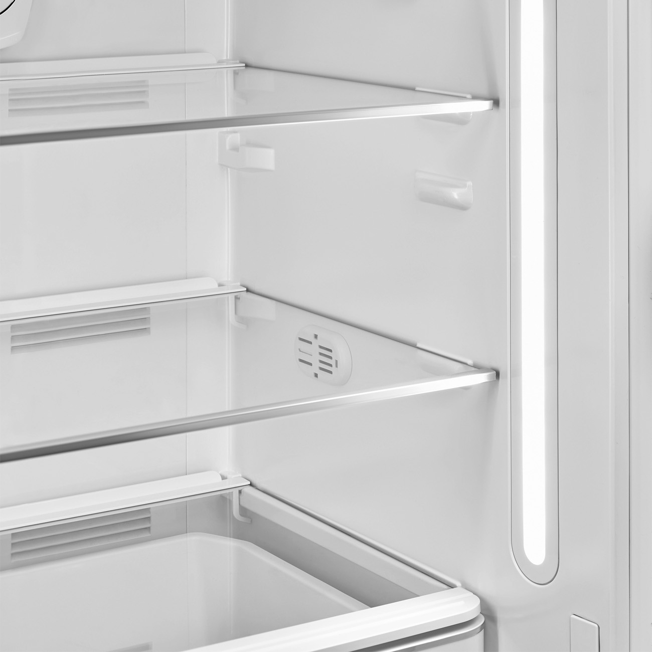 SMEG FAB28RBLM6