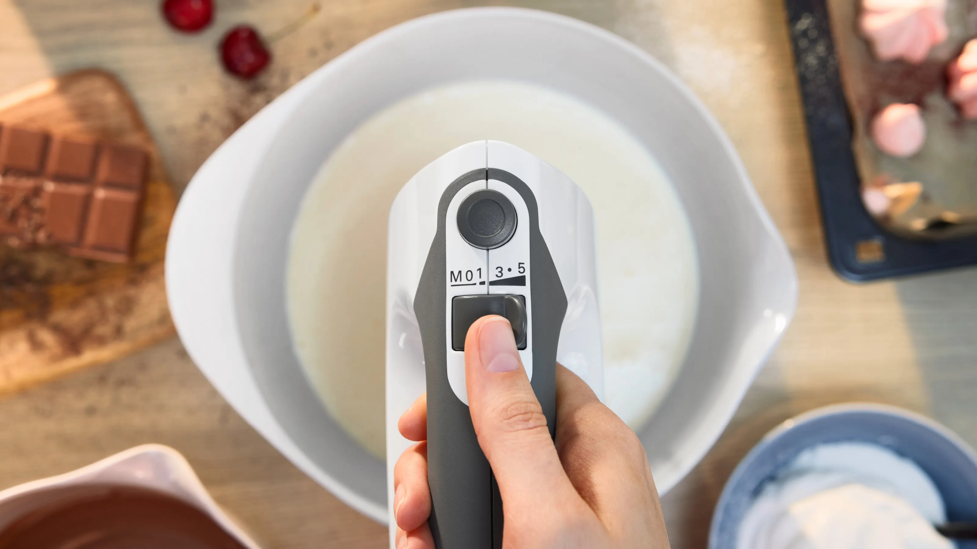 BOSCH  ERGOMIXX handmixer - MFQ37480