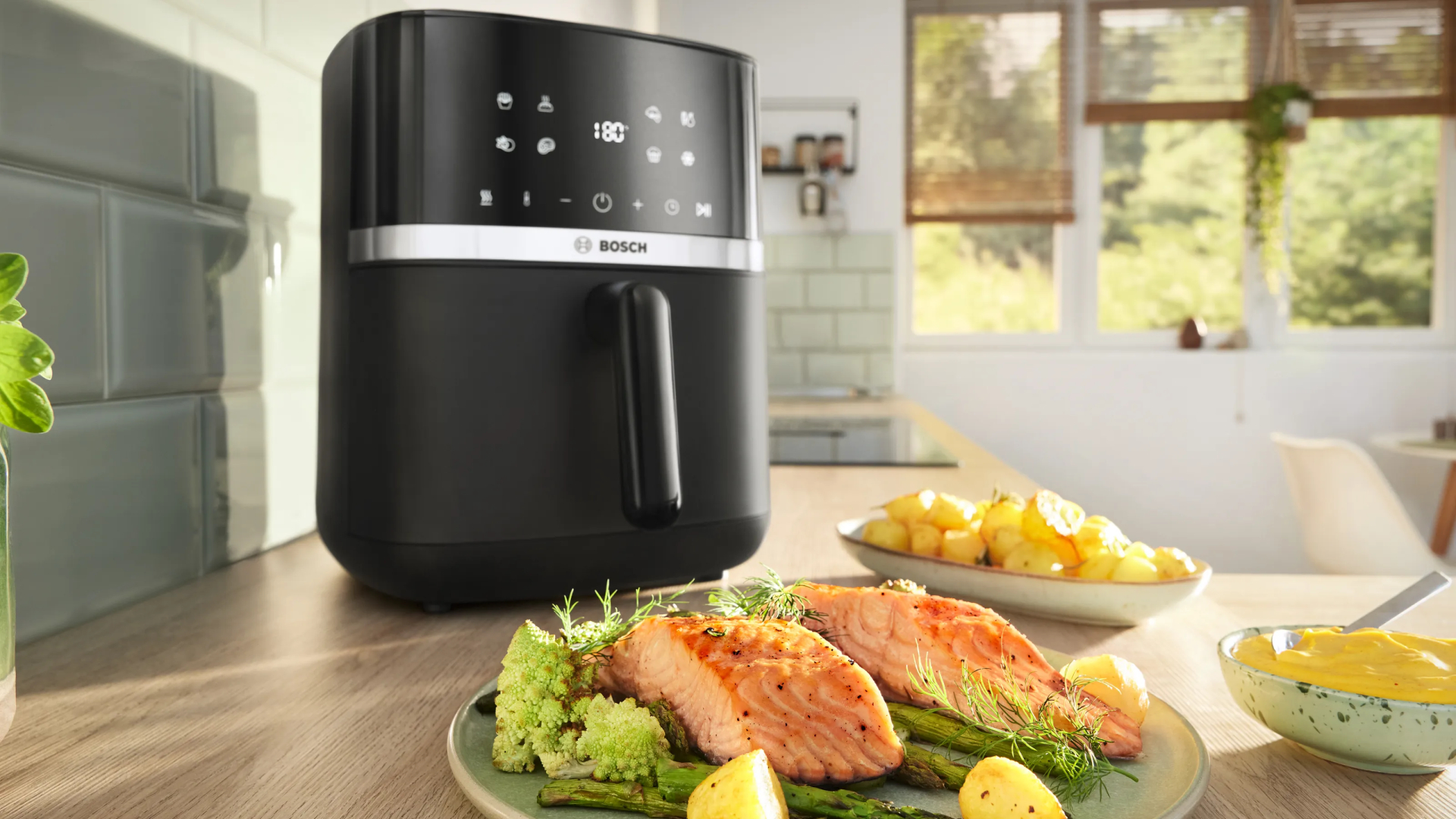 BOSCH  Series 6 airfryer - MAF462B1