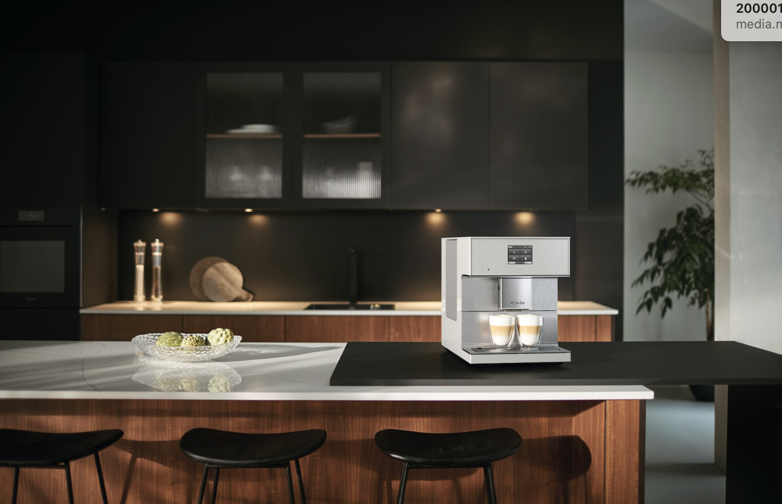 MIELE espresso machine - CM7350BW