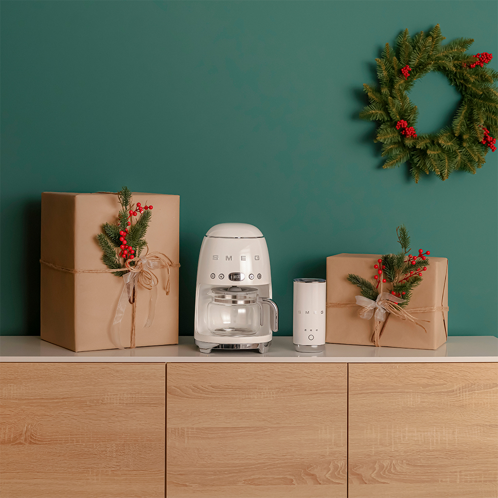 SMEG koffiezetapparaat - DCF02CREU
