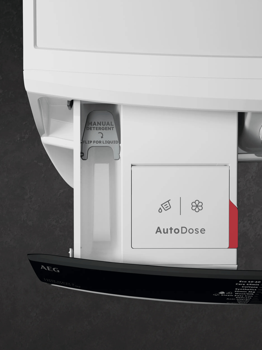 AEG 8000  - LR87ADBC16