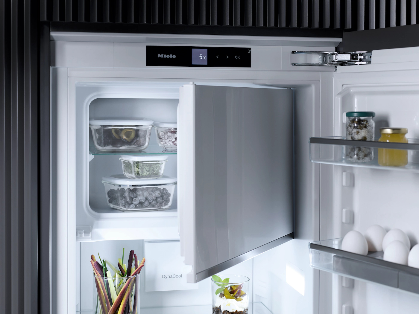 MIELE koelkast met vriesvak - 140cm - K7438D
